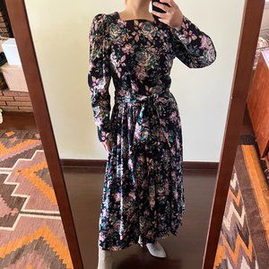 Laura Ashley  EUC VINTAGE Corduroy Floral Dress 12